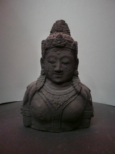 Boeddhabeeld Antraciet – Borstbeeld Boeddha Lavasteen – 15 cm – Buddha Lavasteen boeddha