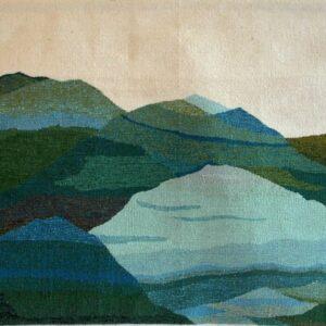 India Wandkleed – Green Hills – Handgeweven in Weave Art Gallery La Mère – 60 x 100 cm gallery la mere