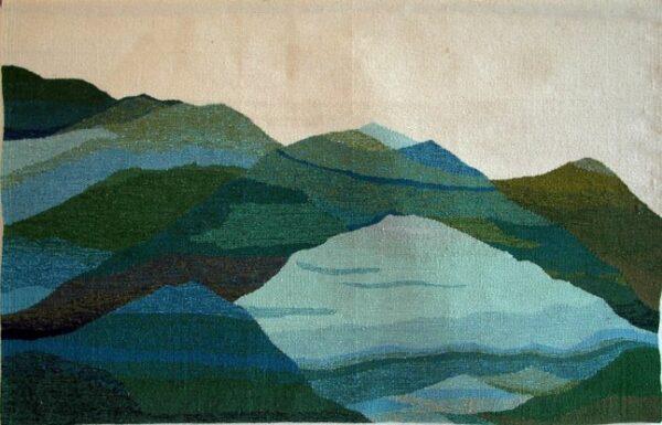 India Wandkleed – Green Hills – Handgeweven in Weave Art Gallery La Mère – 60 x 100 cm Alle producten gallery la mere