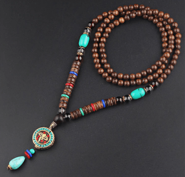 Mala – Boeddhistische Mala – Houten Kralen en Steentjes – Turquoise en Rood met Ogen van Boeddha armband