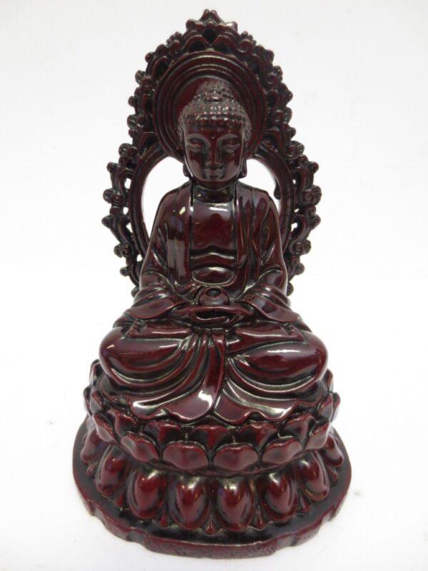 Boeddha rood in meditatie